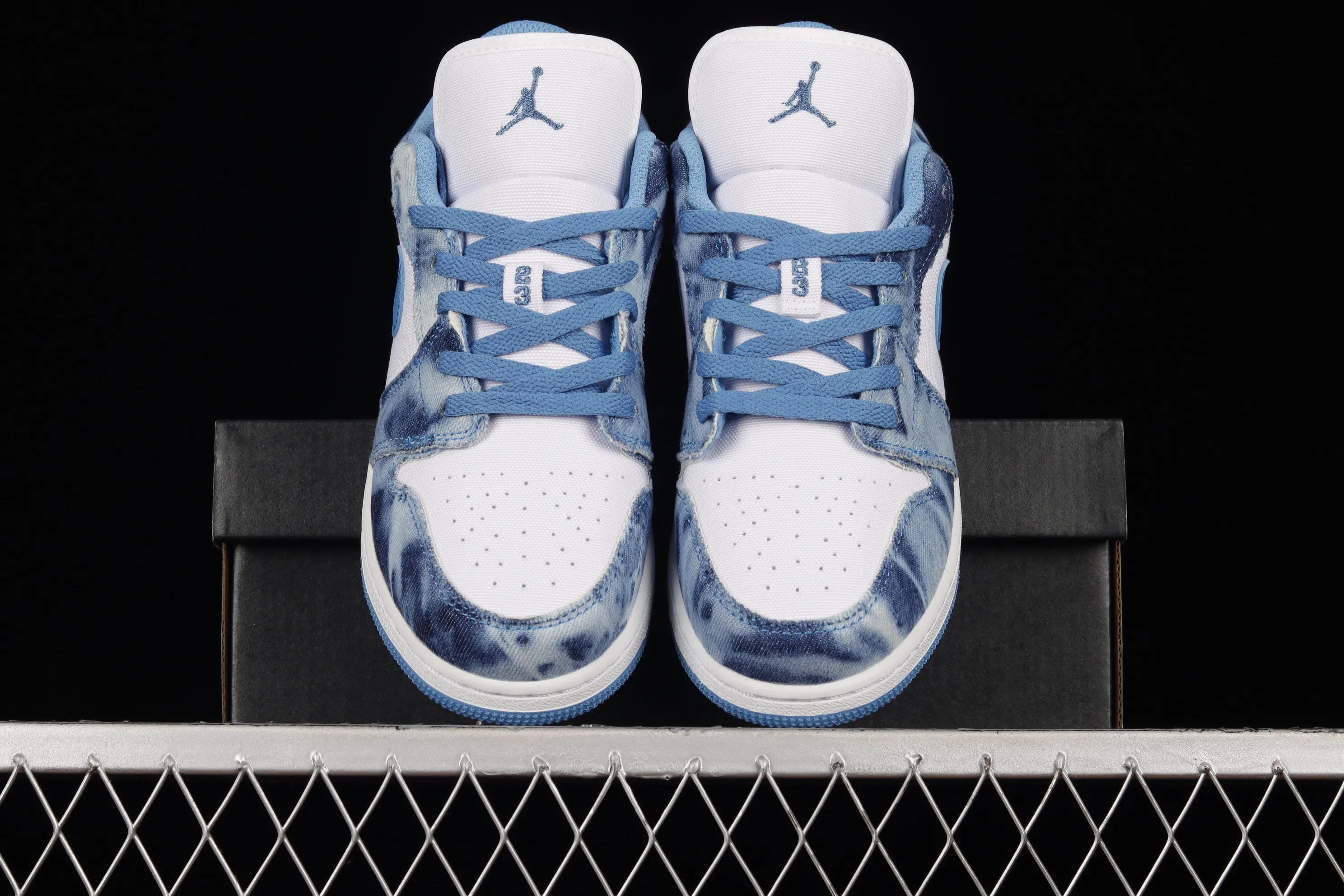 All categories Air Jordan Jordan series basketball shoes Air Jordan 1 Low G version pure original Air Jordan 1 Low "Washed Denim" AJ1 Joe 1 navy washed denim low-top casual sneakers DM8947-100